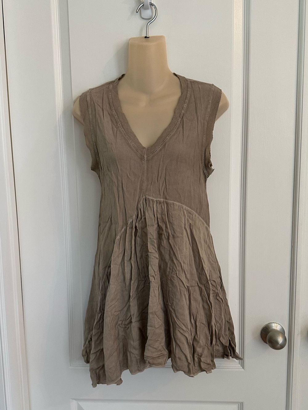 Inizio Italy Sleeveless linen tunic